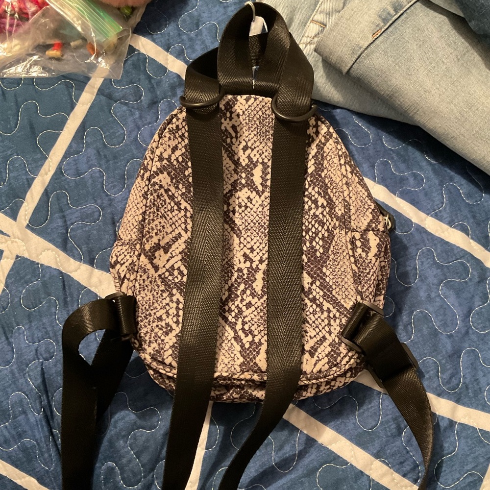 Mini backpack - Picture 2 of 2